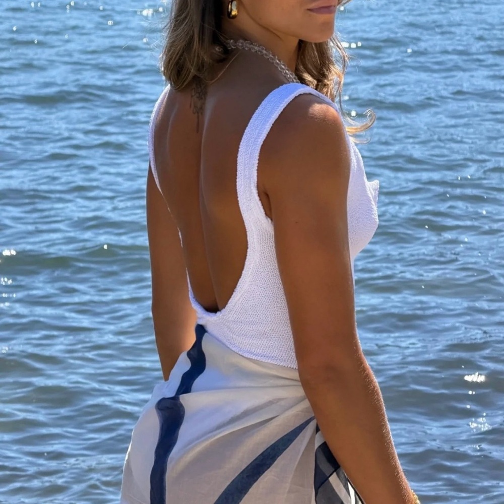 Hunza G White One-Piece Swimsuit - Picture 13 of 14
